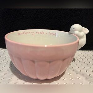 Hallmark Bowl "Somebunny Needs A Treat!" Bowl Pink Ribbed Candy Bunny Rabbit